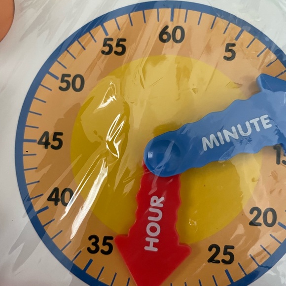 Penguin Clock Educational Toy - Picture 5 of 6